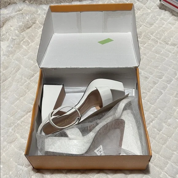 Chase + Chloe Rayla Ankle Strap Platform Sandal - Picture 3 of 8